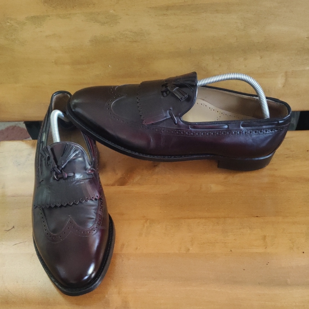 Johnston And Murphy Aristocrat Burgundy Size 10.5 Tassel Slip Ons